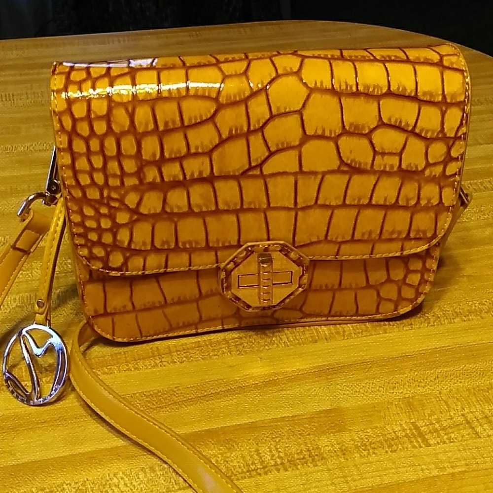 Very nice crossbody bag